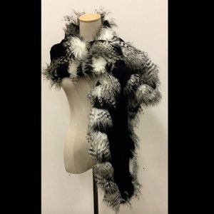 Mina Mann Velvet Wrap w/Faux Fur